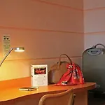 Du Parc Nantes Ouest 2* Orvault