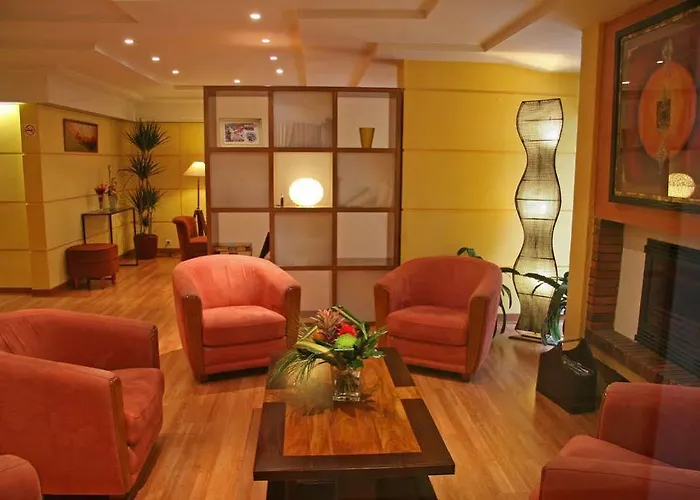 Du Parc Nantes Ouest 2*